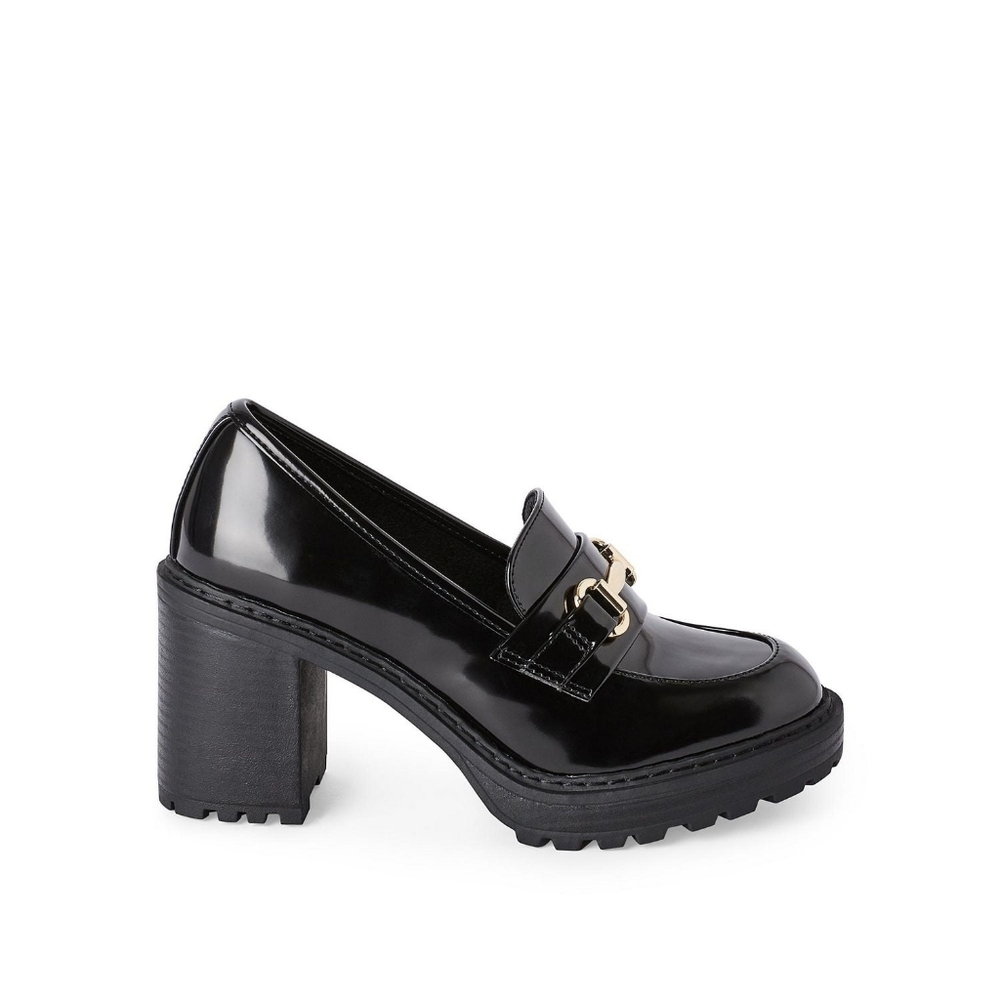 Sz 7 Madden NYC Black Heeled Penny Loafer